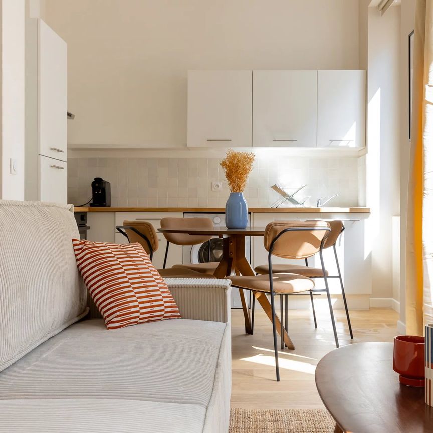 Location Appartement 2 pièces 37m² MARSEILLE 6ème - Photo 1