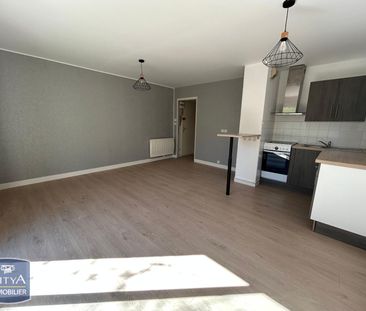 Location Appartement 2 pièces 44m² LAVAL 53000 - Photo 5