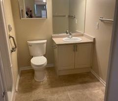 For Lease - 1056 Queens Avenue Unit# 504, Oakville, Ontario - Photo 4