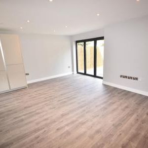 Electric Station Road, Sleaford, NG34 - Photo 1