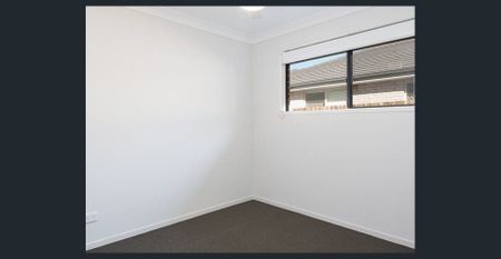 Bright & Airy 2 Bedroom Unit - Photo 5