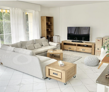 MODERN FAMILY HOUSE WITH VERANDA OF 240 M2 APPROX. WITH PRIVATE TRE... - Photo 4