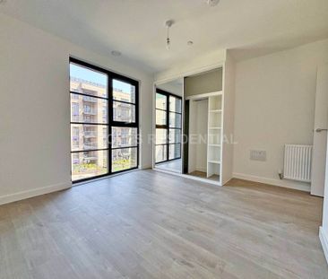 Price £1,900 pcm - Available Now - Unfurnished - Photo 3