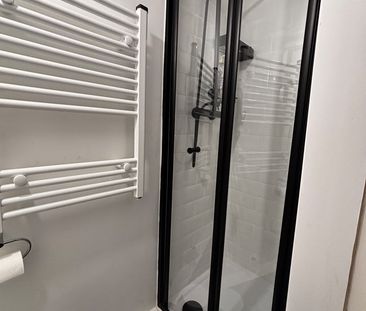 Studio Flat, Lower Market Street, BN3 - Photo 1