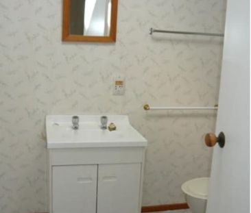 Two Bedroom Townhouse - Photo 2