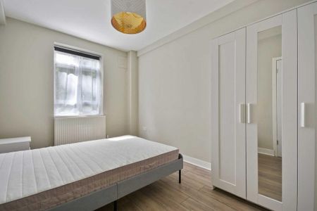 4 bedroom flat to rent - Photo 5