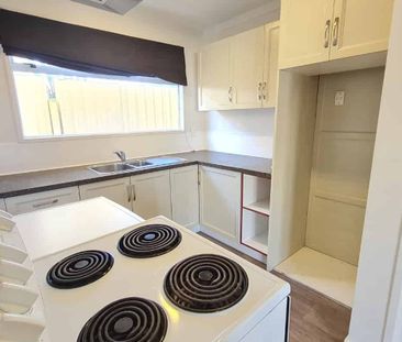 Phillipstown - 2 Bedroom - Photo 2