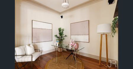 A Family haven North side locale. - Photo 4