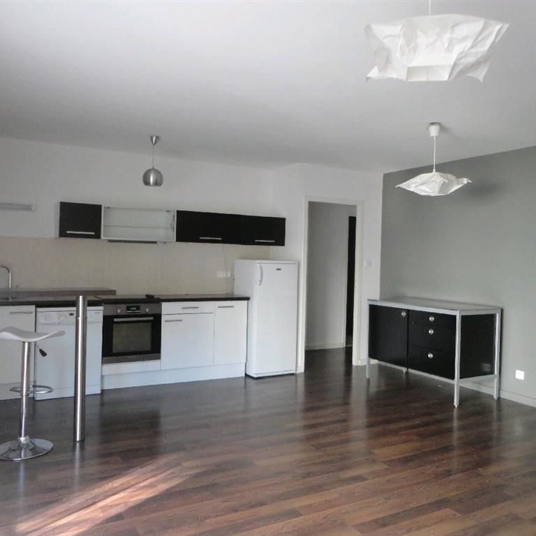 Location Appartement 3 pièces 63m² LILLE 59000 - Photo 1