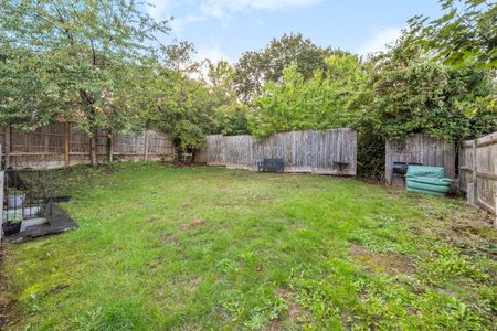 Thurlow Park Road, London, SE21 - Photo 5