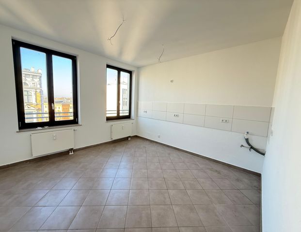 Für Sie in Sanierung! 4-Raum-Wohnung direkt am Hasselbachplatz - Photo 1