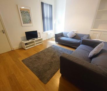 5 bedroom terraced house to rent - Photo 2