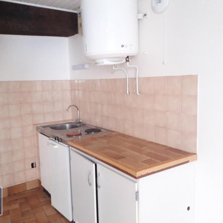 Location Appartement 1 pièce 24m² BLOIS 41000 - Photo 3