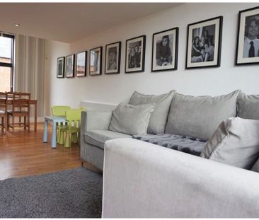 2 Bed Terraced House, Reservoir Street, M6 - Photo 3