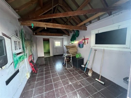 Gezellige vrijstaande woning met 1 slaapkamer en zeer grote tuin met open zicht op het groen+ ruime garage en bergplaats - Photo 1