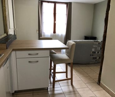 Location Appartement 1 pièce 22m² - Photo 2