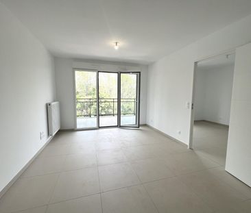 location Appartement T2 DE 39.5m² À VALBONNE - Photo 1