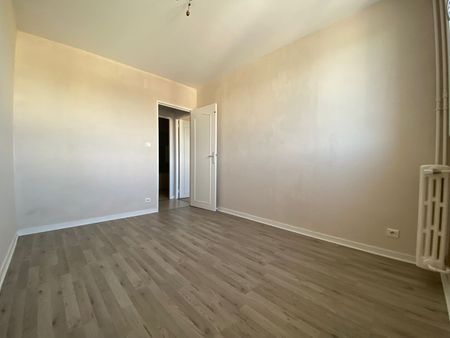 Location Appartement 3 pièces 57m² BESANCON 25000 - Photo 3