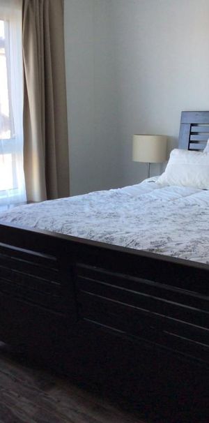 Grand 5 1/2 a louer St-Jérome, a partir du 1 décembre ou 1er janvier. Endroit tranquille avec locataires établies depuis plusieurs année. Parcs a roxi - Photo 1