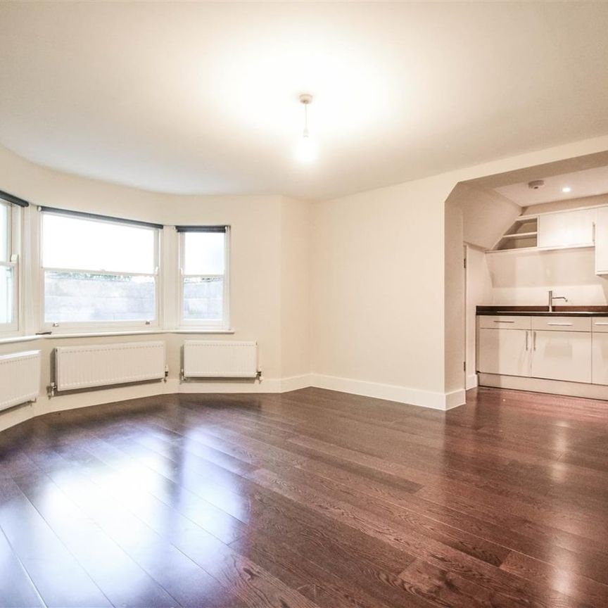 2 Bed Flat, Lordship Park, N16 - Photo 1