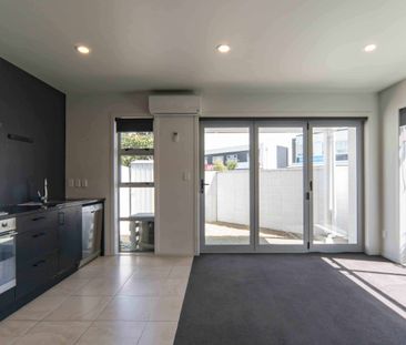 Upmarket Executive Home - Photo 5