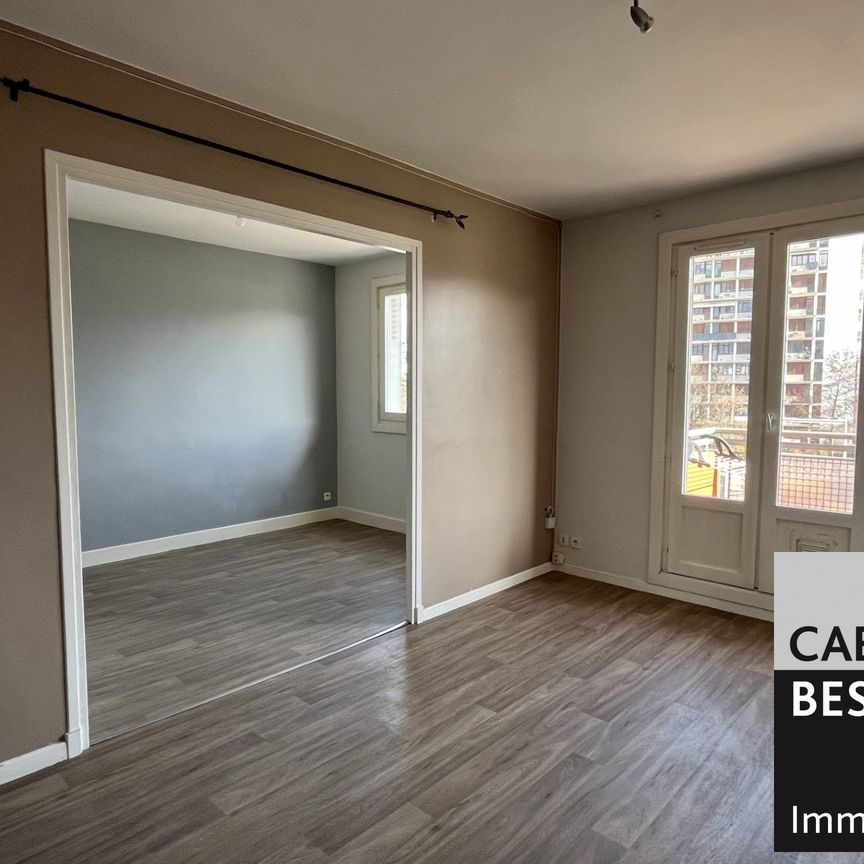 Location Appartement 4 pièces 72m² ST MARTIN D HERES 38400 - Photo 1