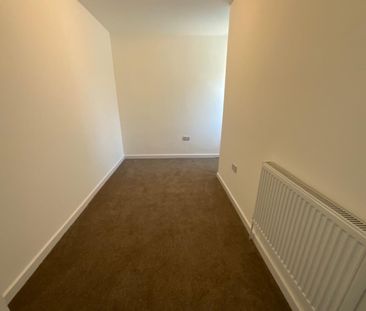 3 bedroom House To Let - Photo 3