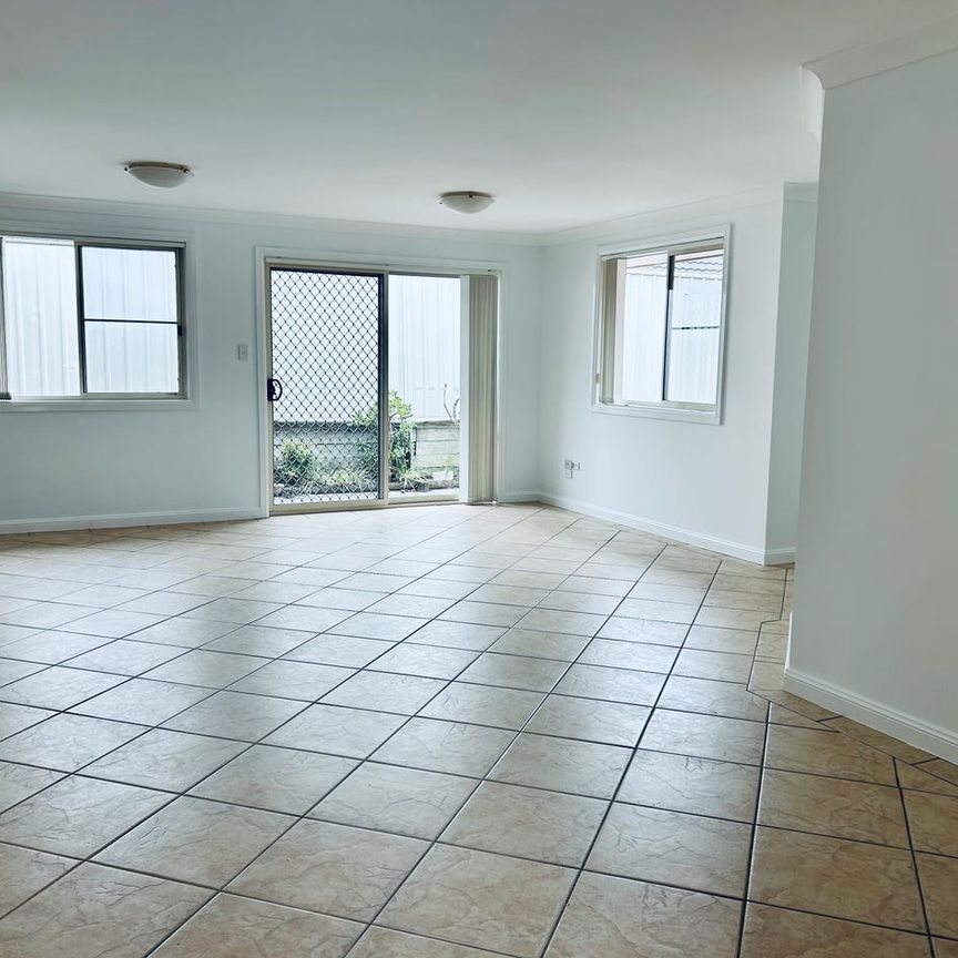 LOVELY LOCATION. - Photo 1