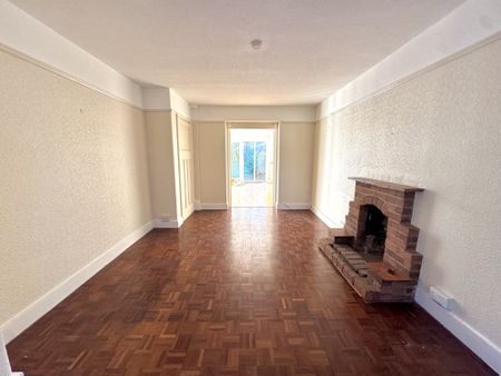 Hercies Road, Greater London, UB10 - Photo 2