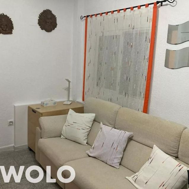 Alquiler de piso en Calle Albero - Photo 1