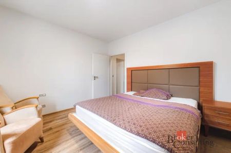 Pronájem bytu 2+1 48 m - Fotografie 4