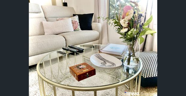 FOR LEASE - $800 PER WEEK - Photo 1