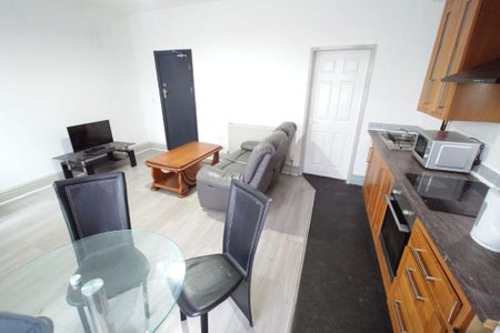 1 bedroom terraced house to rent - Photo 2