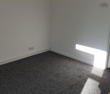 Warwick Road - Photo 2