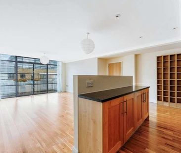 Ferry Lane, Brentford, TW8 - Photo 2