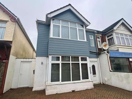 Consitution Hill Road, Poole, BH14 - Photo 2