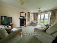 High Road, North Stifford - - Photo 3