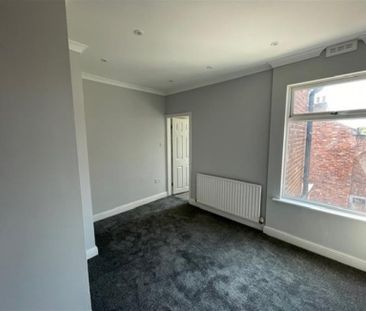 2 Bedroom Terraced To Let - Photo 2