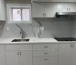 Detached Home For Lease | W8427548 - Photo 2