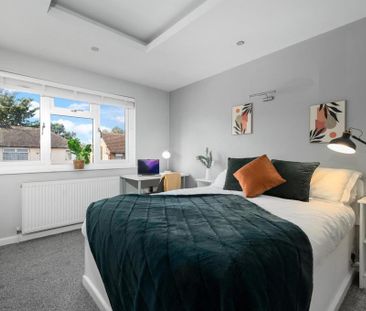 4 bedroom terraced house to rent - Photo 2