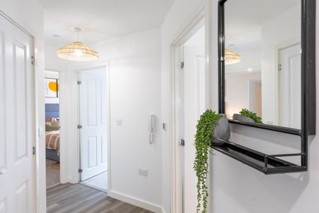 2 bedroom flat to rent - Photo 5