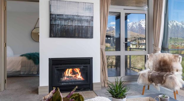 2/23 Adelaide Street - Photo 1