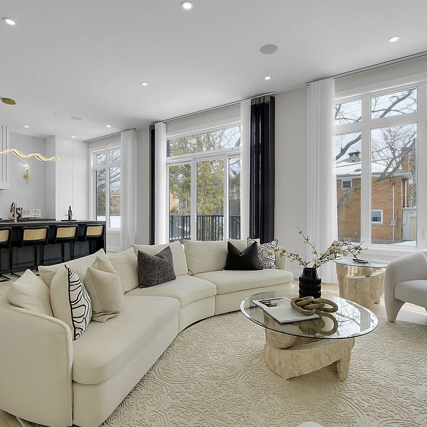 For Lease - 623 Rowanwood Avenue, Carlingwood - Westboro and Area, Ontario - Photo 1