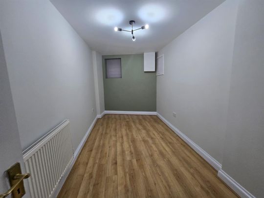 Clarence Road, London E5 - Photo 1