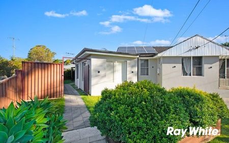 Nice Two Bedroom Granny Flat With Water Usage Included - Photo 3