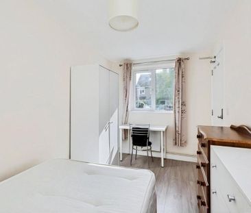 6 bedroom semi-detached house to rent - Photo 6