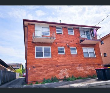 1/30 Oswald Street, Campsie, NSW 2194 - Photo 4