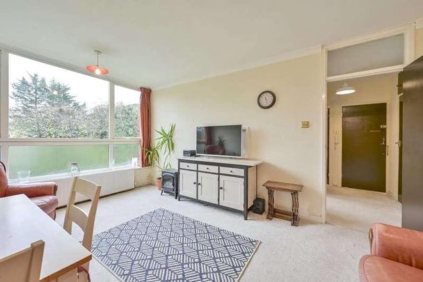 Windlesham Grove, Southfields, SW19 - Photo 1