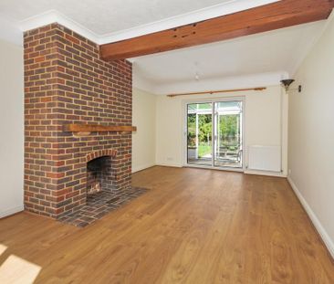 3 bedroom detached house to rent - Photo 3