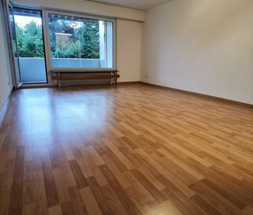 Schöne 3 Zimmer Singlewohnung in Bahnhofsnähe, mit moderner Küche u... - Photo 1